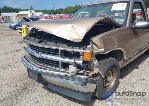 1997 Chevrolet C1500 Fleetside из США, поврежденный, VIN 1GCEC14M1VE192636